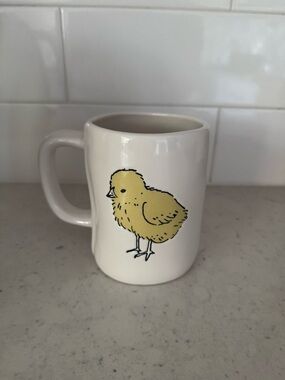 RAE DUNN ivory colored ceramic large CUTE CHICK coffee mug